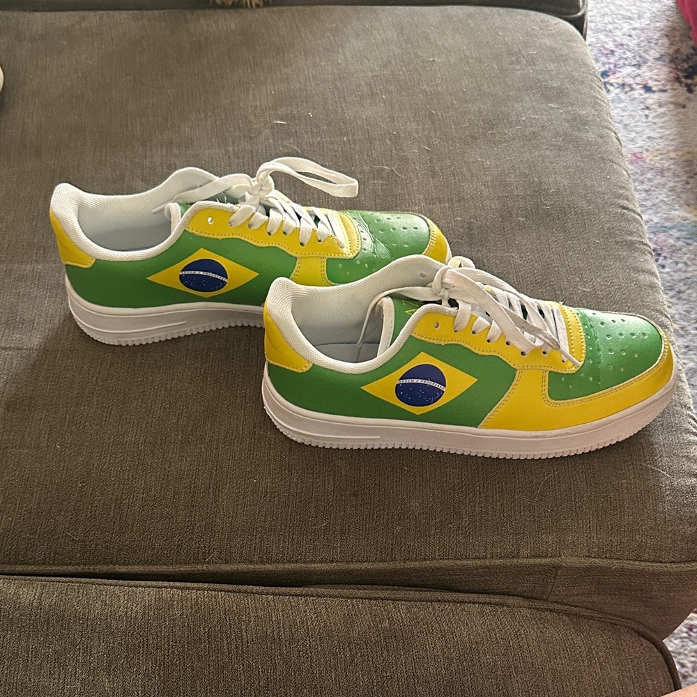 Vibrant Green and Yellow Women's Athletic Shoes